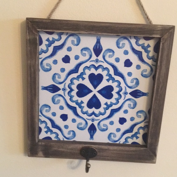 Other - Blue & White Framed Medallion Wall Hook Jute Rope